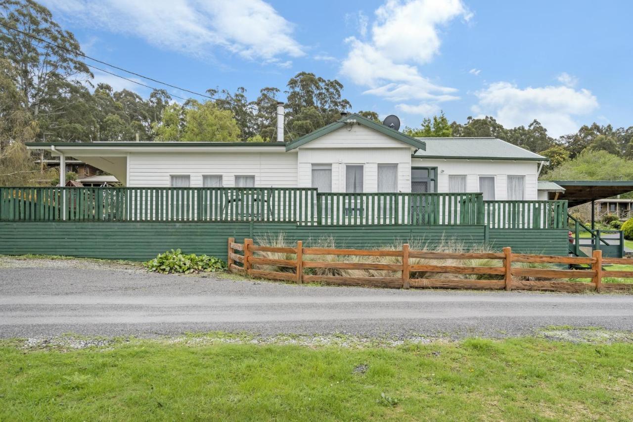 Mole Creek Cabins Luaran gambar